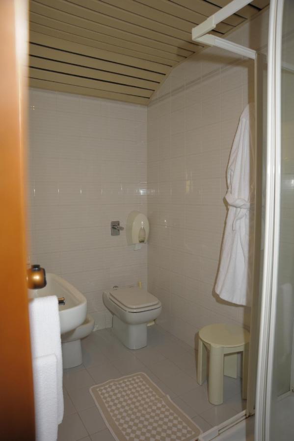 Le Gronde Hotel Cava Manara Room photo